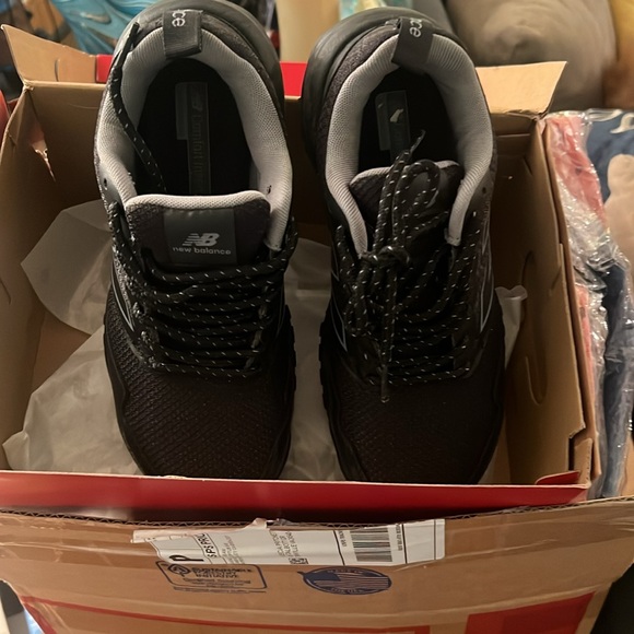 Women's New Balance Composite Toe Work Shoe , size 6. Wide Black/gray. EUC - Picture 2 of 8